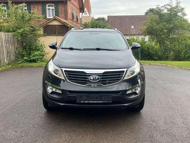 Schwarz Gebraucht 2015 Kia Sportage Spirit SUV | 10.700 € (Guter Preis) - Bild 1/4