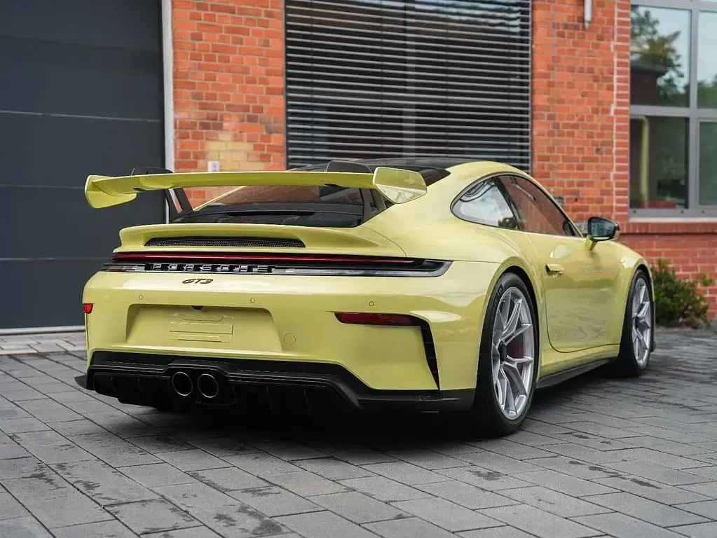 Neu Porsche 992 510 PS (375 kW) 2026 Gelb