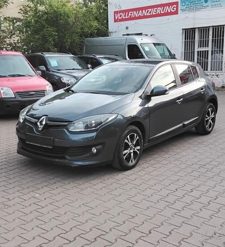 Grau Gebraucht 2015 Renault Mégane III Authentique Kleinwagen | 5.450 € (Guter Preis) - Bild 1/4