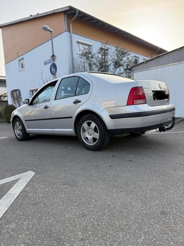 Gebraucht VW Bora 75 PS (55 kW) 2001 Silber Limousine