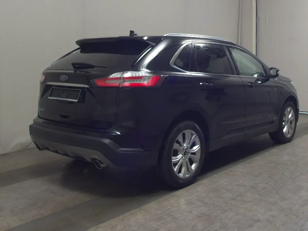 Gebraucht Ford Edge Titanium 238 PS (175 kW) 2020 Obsidianschwarz metallic SUV
