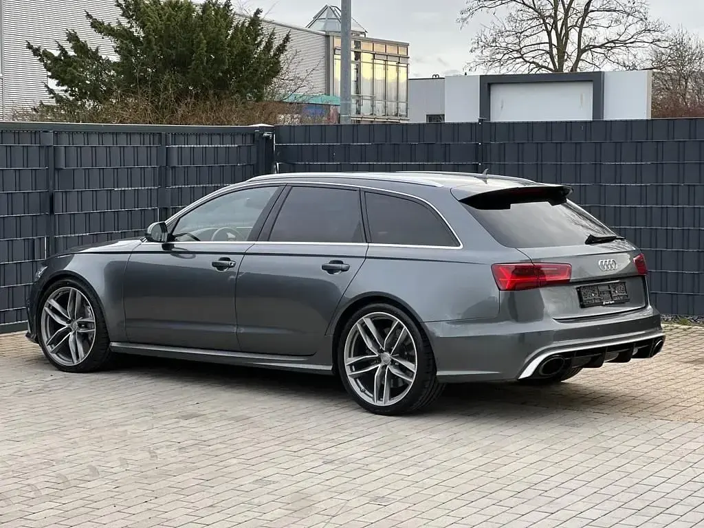 Gebraucht Audi RS6 Performance 605 PS (444 kW) 2018 Blau Kombi