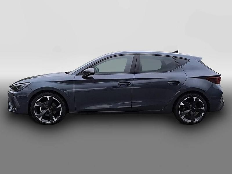 Usata Cupra Leon 150 CV (110 kW) 2025 Grigio Berlina