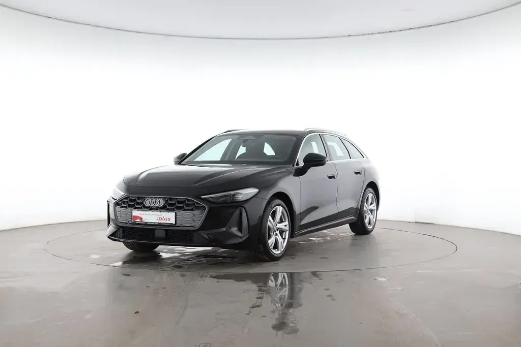 Second-hand Audi A5 Advanced Plus 204 CP (150 kW) 2025 Negru Break