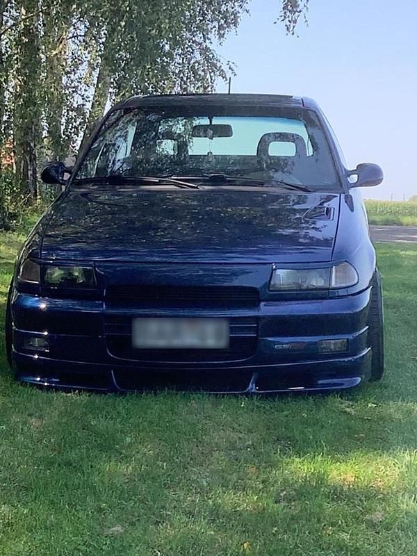 Gebraucht Opel Astra 165 PS (121 kW) 1992 Blau