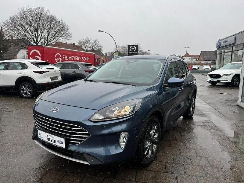 Gebraucht Ford Kuga Titanium 152 PS (111 kW) 2020 Chromablau metallic SUV