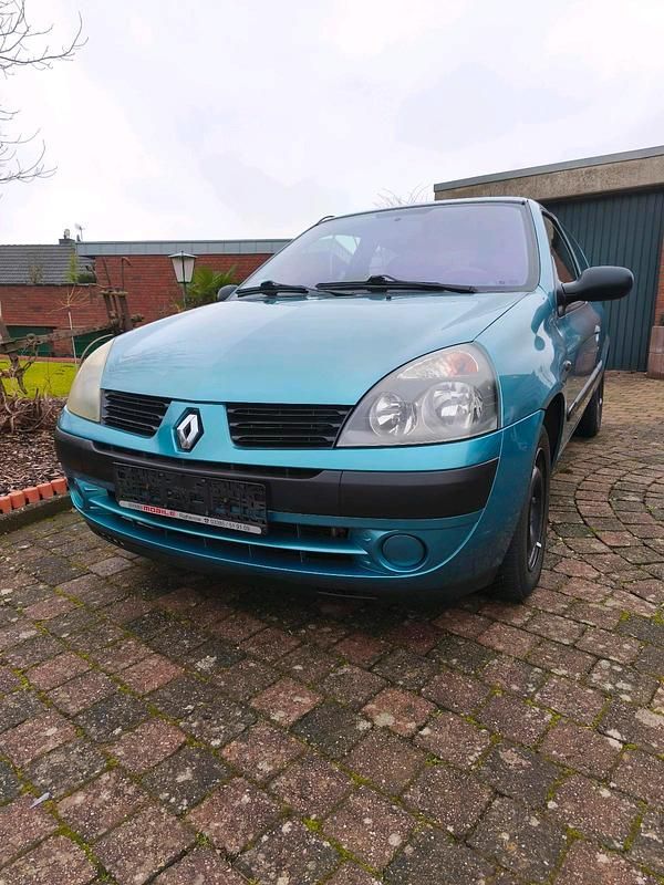 Gebraucht Renault Clio II 60 PS (44 kW) 2004 Grün Kleinwagen