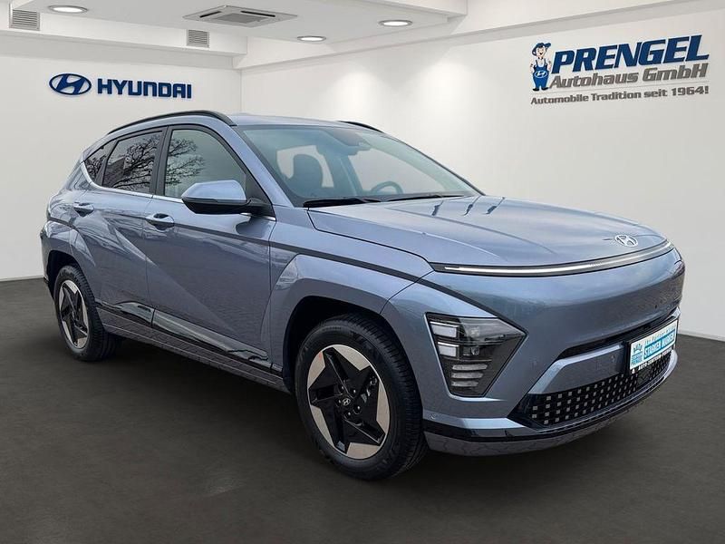 Neu Hyundai Kona Prime 150 kW (204 PS) 2025 Blau SUV