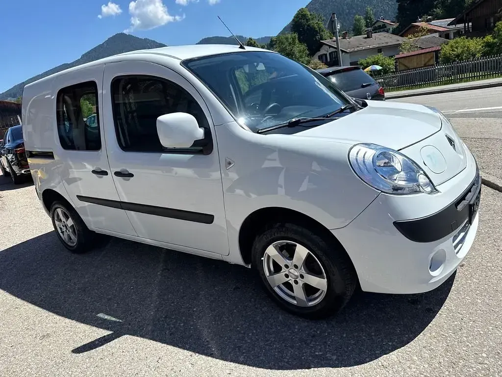 Gebraucht Renault Kangoo 44 kW (60 PS) 2013 Weiß Van / Kleinbus