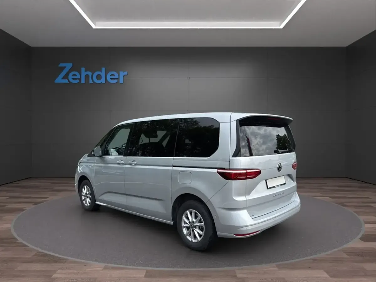 Usata VW Multivan Basis 150 CV (110 kW) 2025 Monovolume