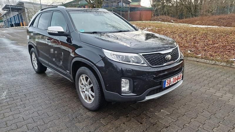Schwarz Gebraucht 2013 Kia Sorento Spirit SUV | 8.900 € (Superpreis) - Bild 1/4