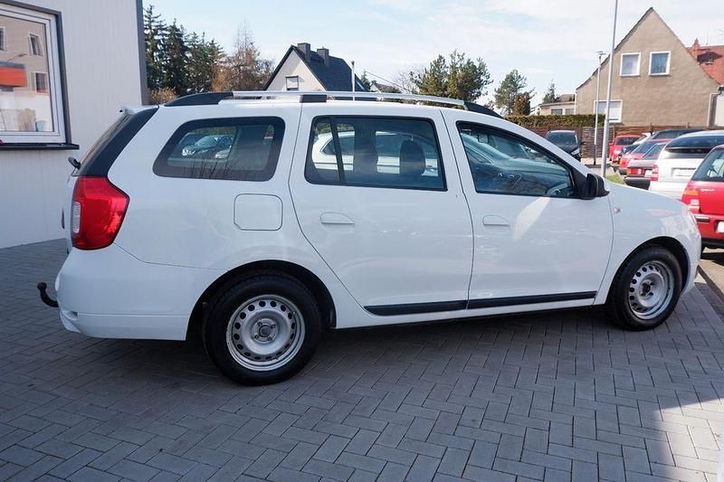 Gebraucht Dacia Logan MCV Ambiance 75 PS (55 kW) 2015 Weiß Limousine
