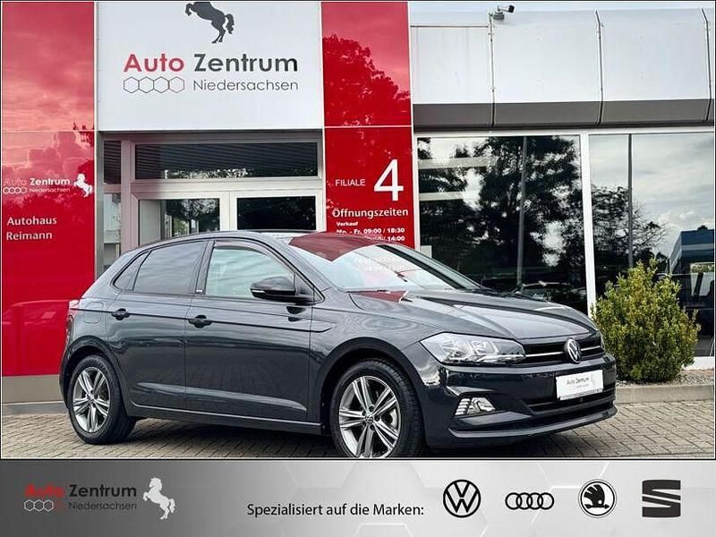 Urano gray Gebraucht 2021 VW Polo Active Kleinwagen | 17.970 € (Fairer Preis) - Bild 1/4