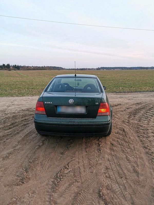 Gebraucht VW Bora 105 PS (77 kW) 2001 Grün Limousine
