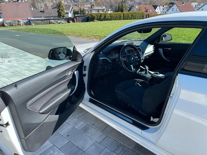 Gebraucht BMW M135 326 PS (239 kW) 2016 Weiß Kleinwagen