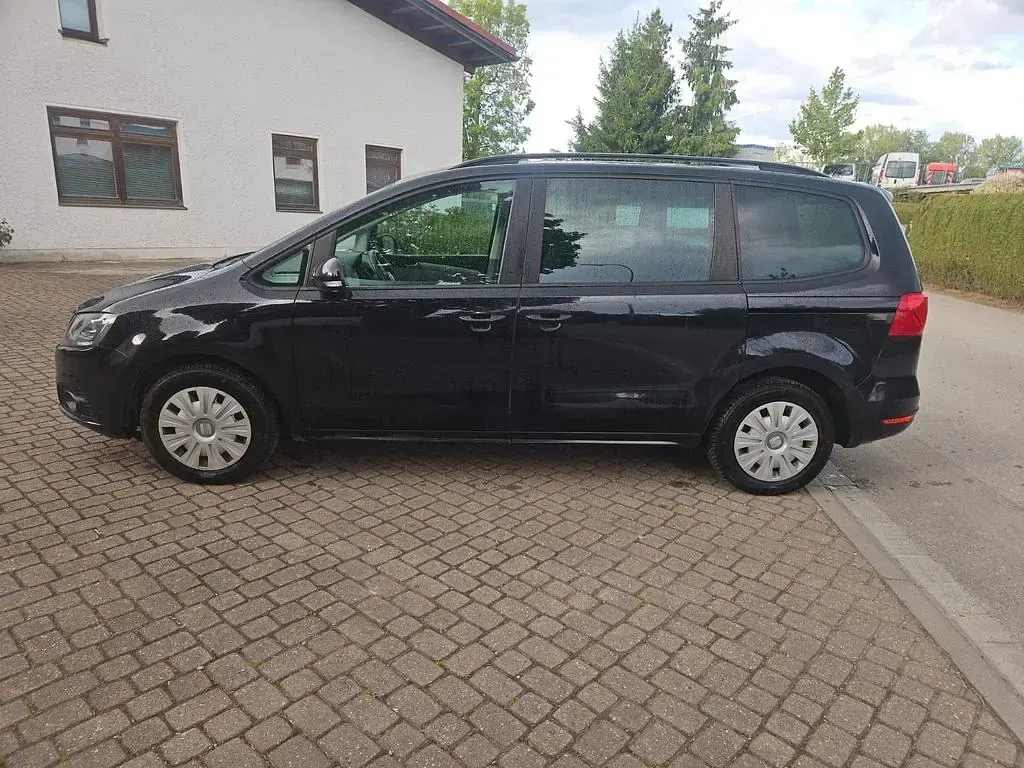 Używany Seat Alhambra Style 140 KM (102 kW) 2013 Czarny Minivan