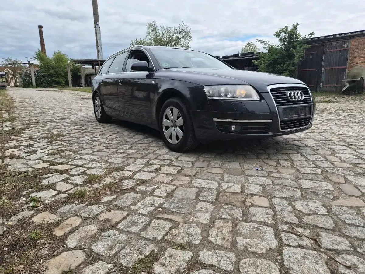 Używany Audi A6 177 KM (130 kW) 2005 Szary Kombi