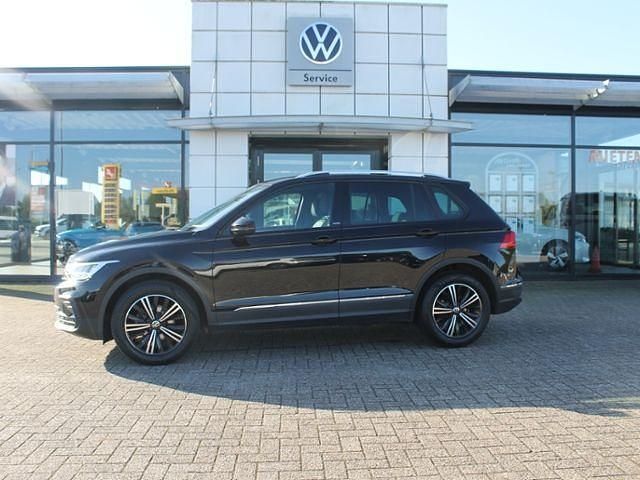 Schwarz Gebraucht 2021 VW Tiguan United SUV | 26.489 € (Fairer Preis) - Bild 1/4