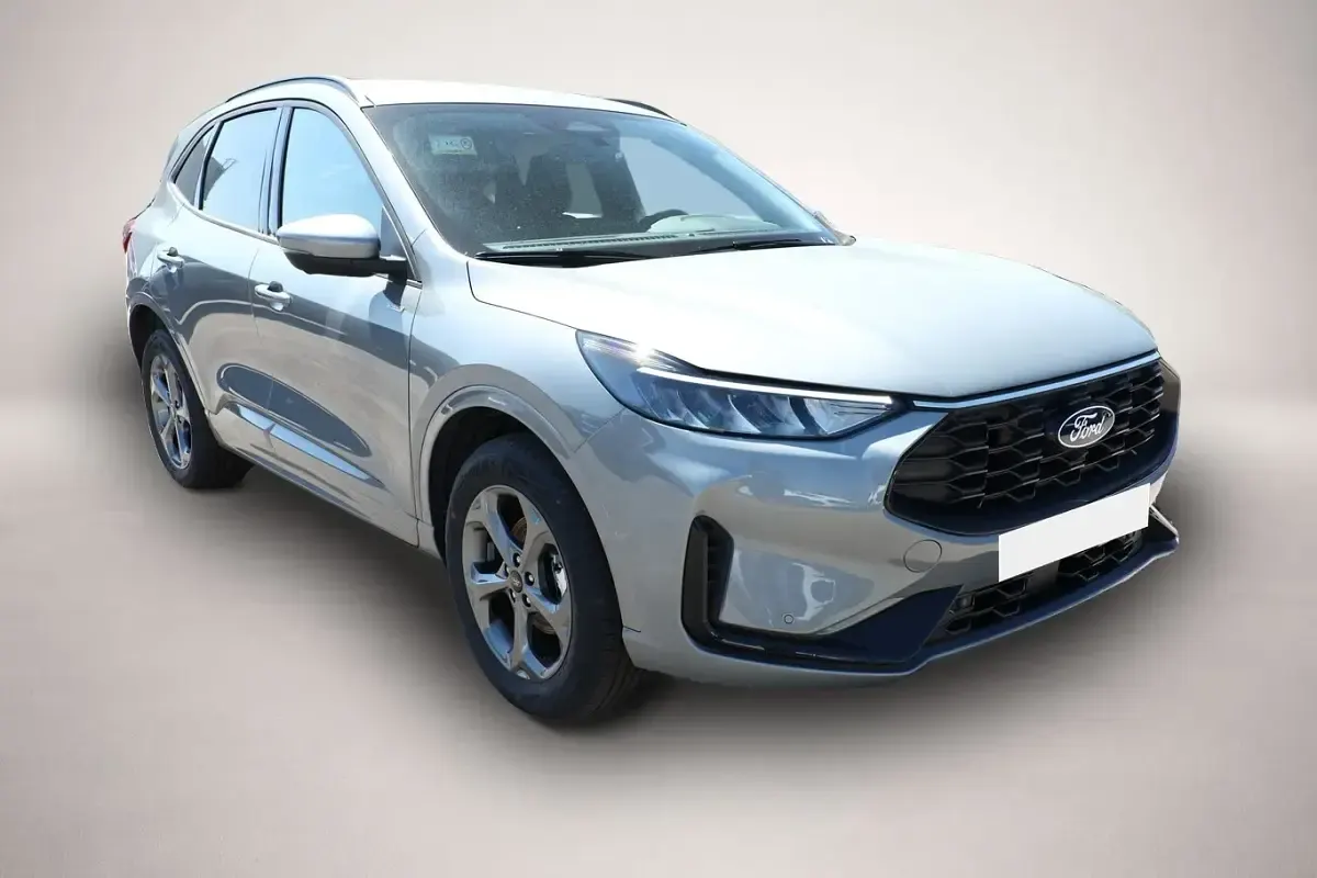 Neu Ford Kuga ST-Line 179 PS (131 kW) 2025 Silber SUV