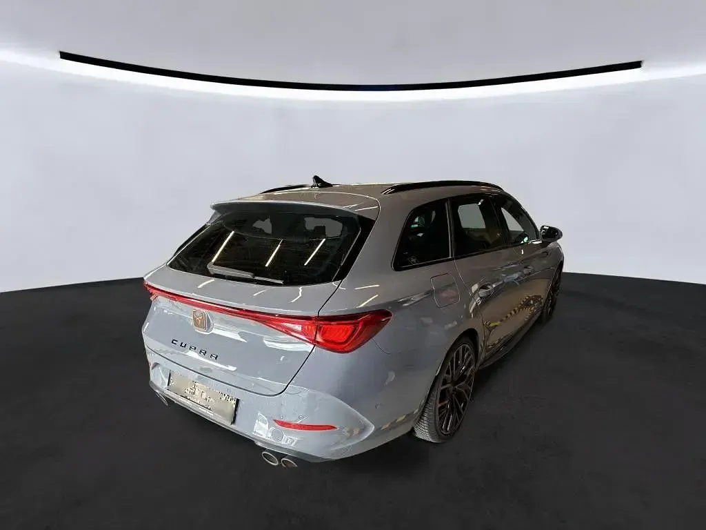 Gebraucht Cupra Leon VZ 301 PS (221 kW) 2024 Grau Limousine