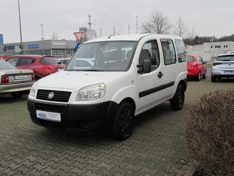 Gebraucht Fiat Doblò Active 77 PS (56 kW) 2009 Weiß Van / Kleinbus