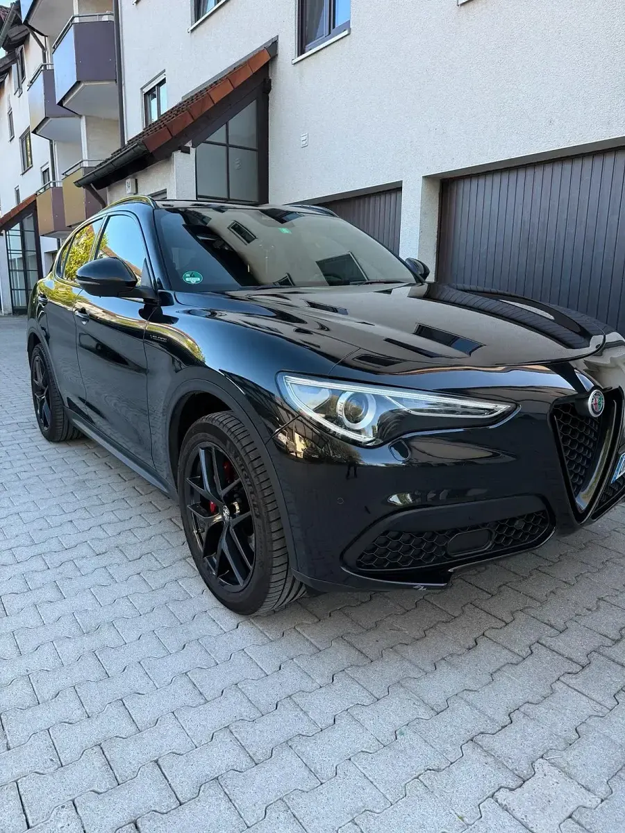 Gebraucht Alfa Romeo Stelvio Tech Edition 209 PS (153 kW) 2019 Schwarz SUV