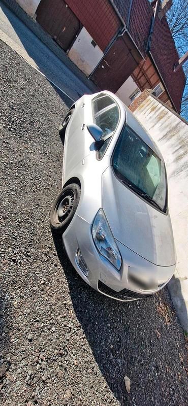 Usata Opel Astra 95 CV (69 kW) 2011 Argento Berlina