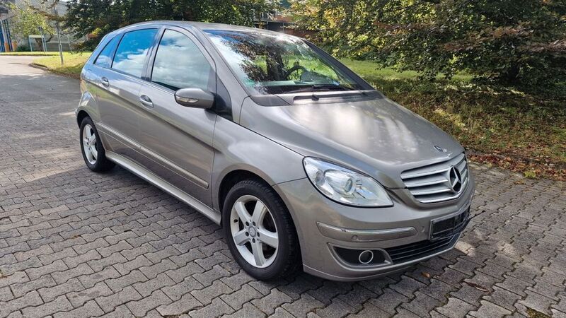 Gebraucht Mercedes B170 116 PS (85 kW) 2008 Grau Van / Kleinbus