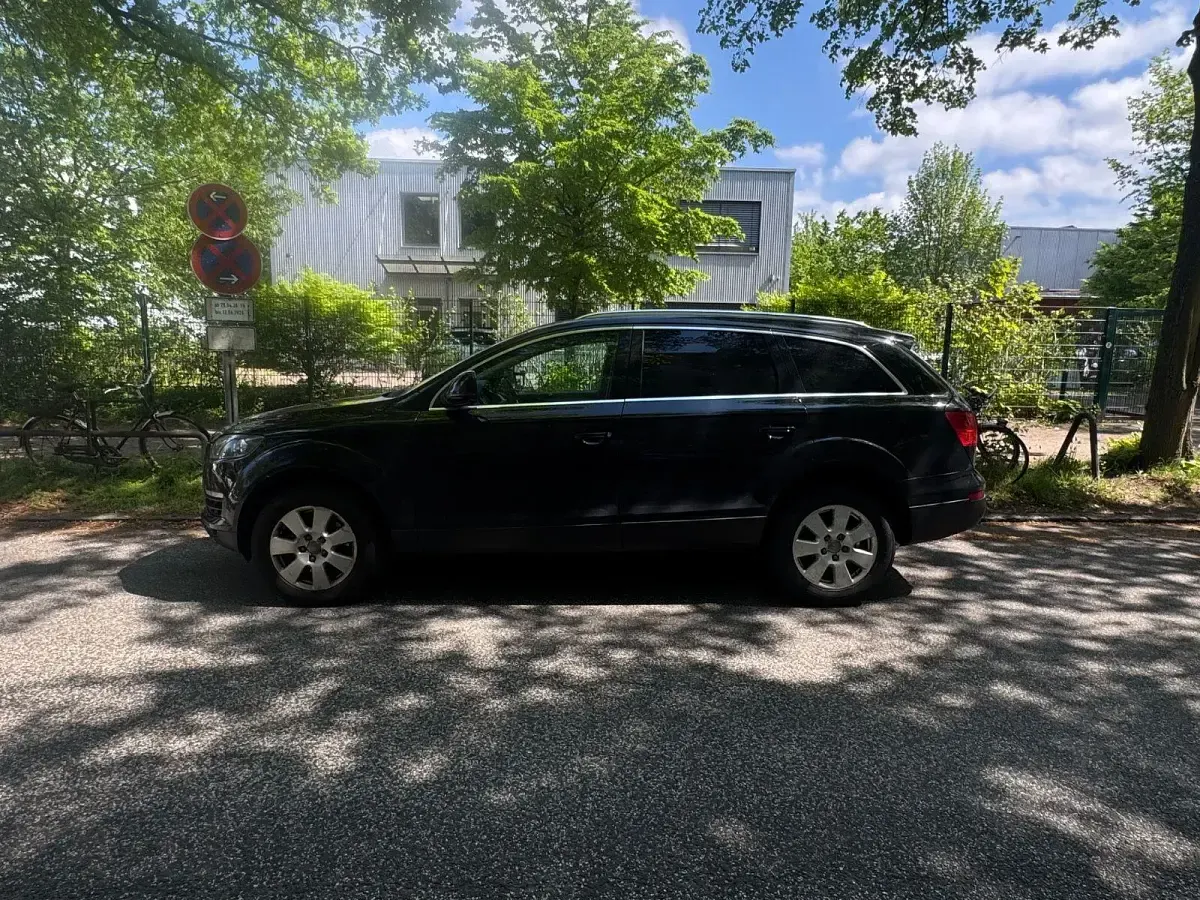 Usado Audi Q7 239 HP (175 kW) 2008 Preto SUV