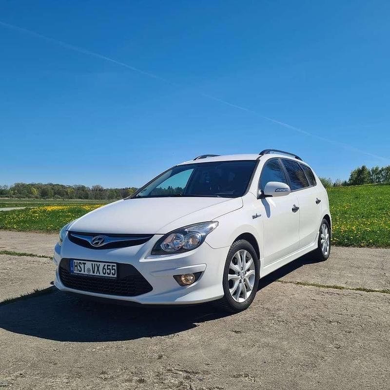 Gebraucht 2012 Hyundai i30 Comfort Kombi | 4.000 € (Guter Preis) - Bild 1/4