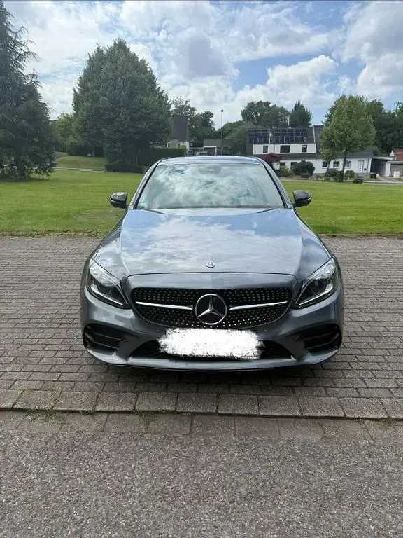Gebraucht Mercedes C300 AMG 258 PS (189 kW) 2019 Grau Limousine