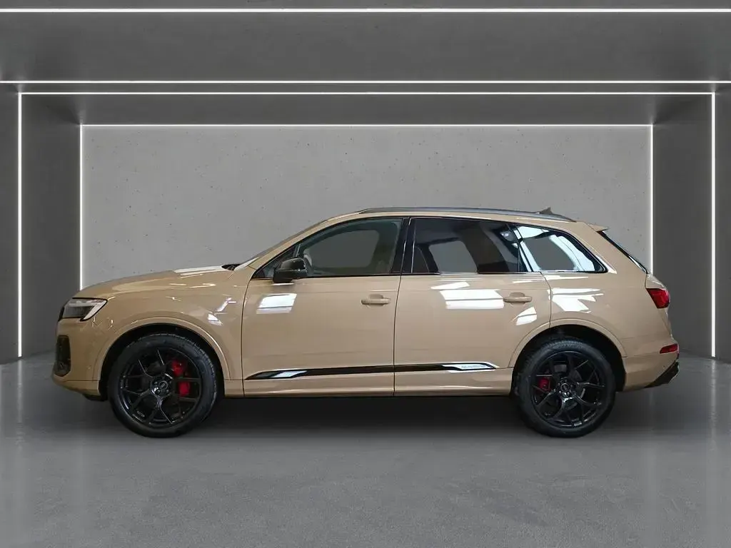 Gebraucht Audi Q7 Business 286 PS (210 kW) 2025 Sakhirgold metallic SUV
