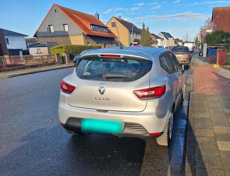 Gebraucht Renault Clio IV 73 PS (53 kW) 2013 Grau Kleinwagen