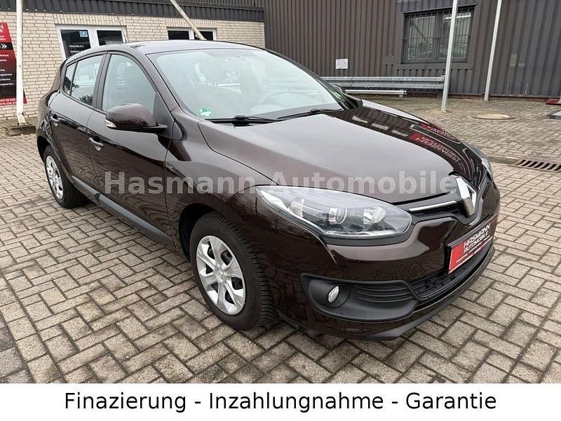 Gebraucht Renault Mégane Authentique 110 PS (80 kW) 2015 Braun Limousine
