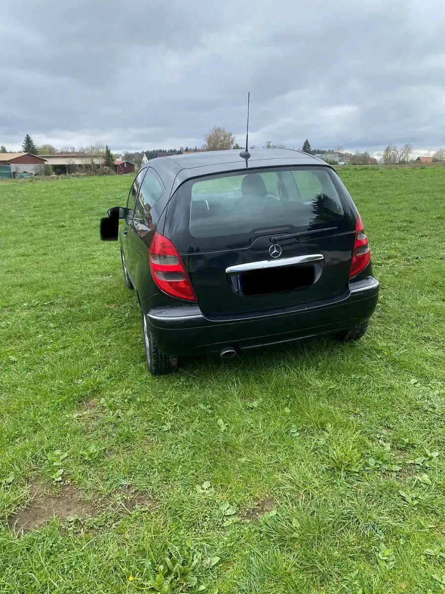 Gebraucht Mercedes A150 95 PS (69 kW) 2005 Schwarz Kleinwagen