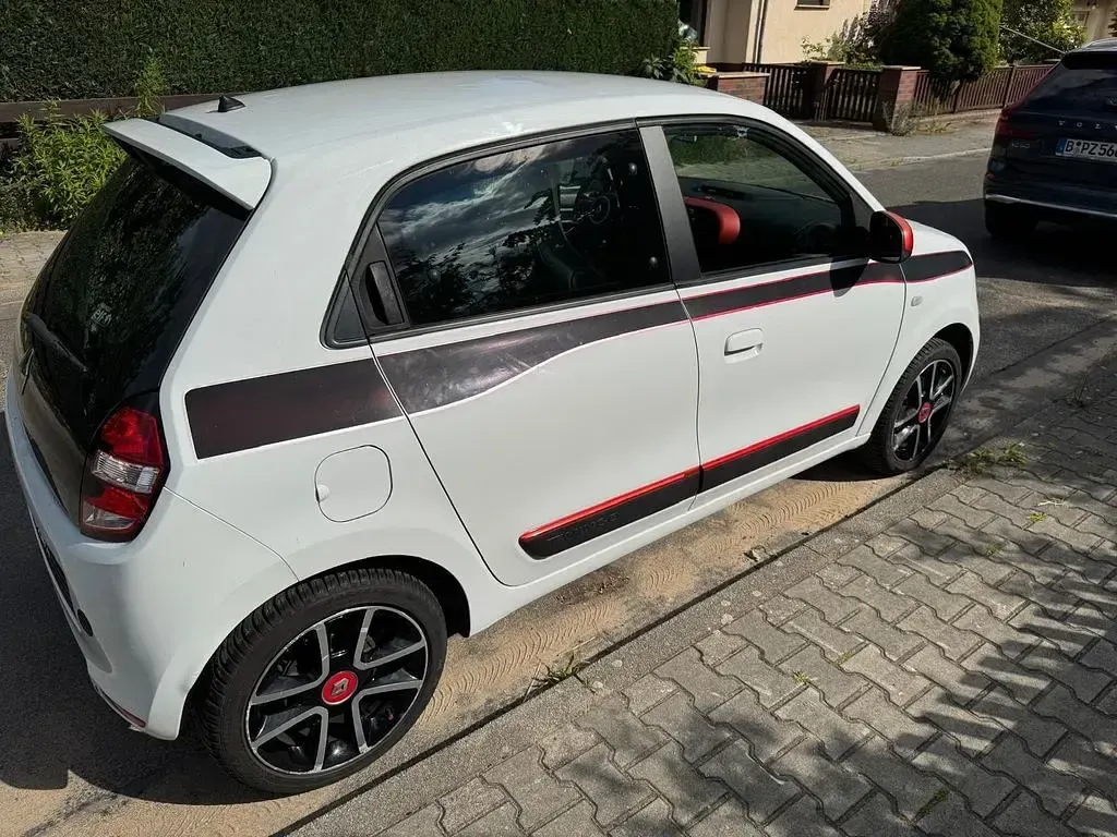 Gebraucht Renault Twingo Luxe 90 PS (66 kW) 2014 Weiß Kleinwagen