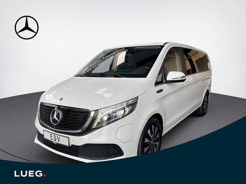 Arktikweiß Gebraucht 2021 Mercedes EQV300 Avantgarde Van / Kleinbus | 42.750 € (Etwas zu teuer) - Bild 1/4