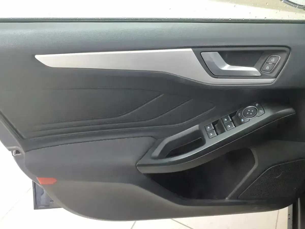 Gebraucht Ford Focus Cool & Connect 150 PS (110 kW) 2020 Blazer blau Kombi