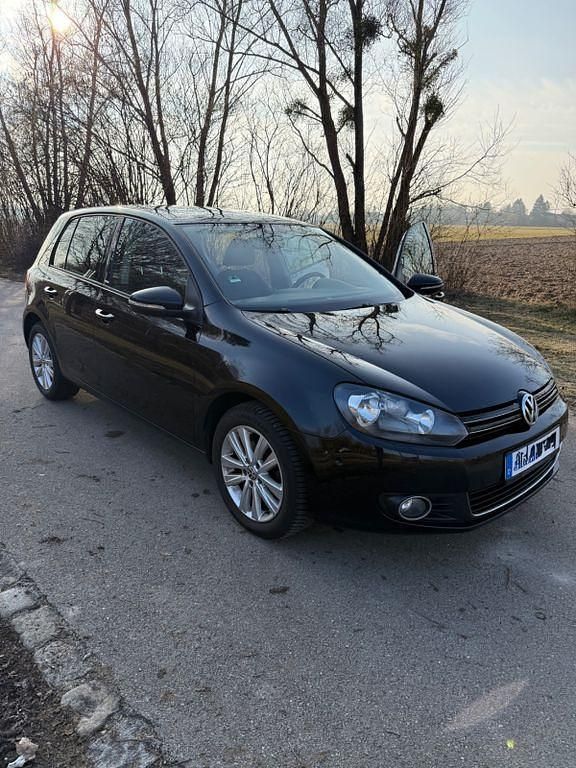 Gebraucht VW Golf VI Style 105 PS (77 kW) 2011 Schwarz Kleinwagen
