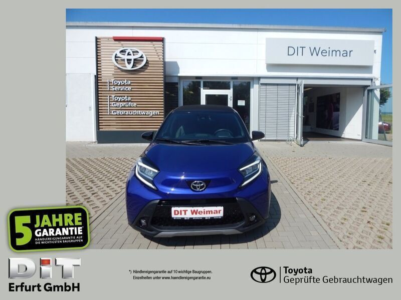 Schwarz Gebraucht 2022 Toyota Aygo X-plore Kleinwagen | 15.490 € (Etwas zu teuer) - Bild 1/4
