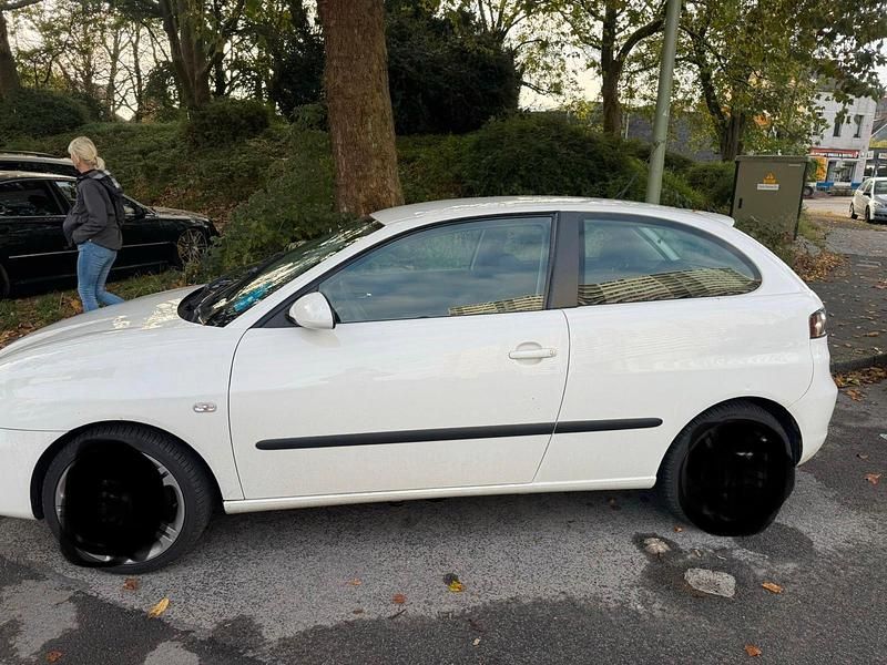Gebraucht Seat Ibiza 69 PS (50 kW) 2008 Weiß Kleinwagen