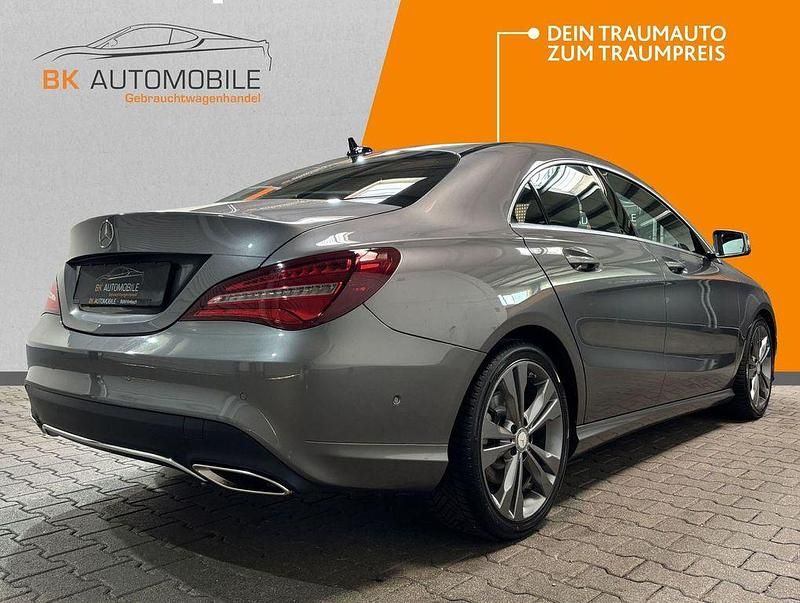 Gebraucht Mercedes CLA180 122 PS (89 kW) 2017 Grau Limousine