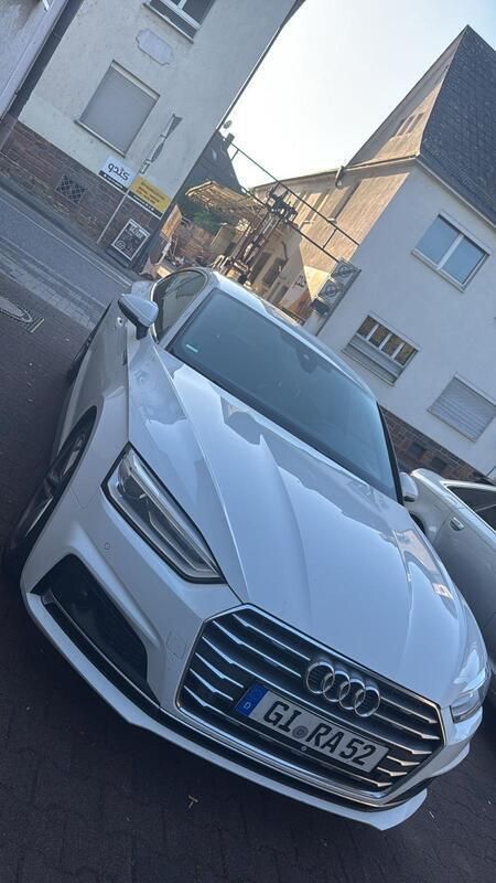 Grau Gebraucht 2019 Audi A5 S-Line Coupé | 20.500 € (Superpreis) - Bild 1/4