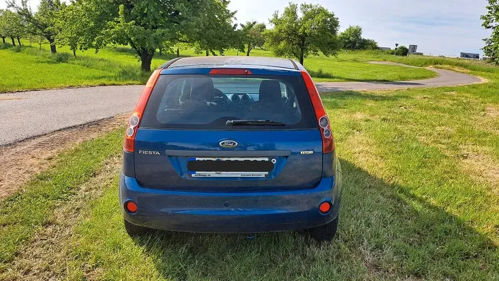 Gebraucht Ford Fiesta Fun X 90 PS (66 kW) 2007 Kleinwagen