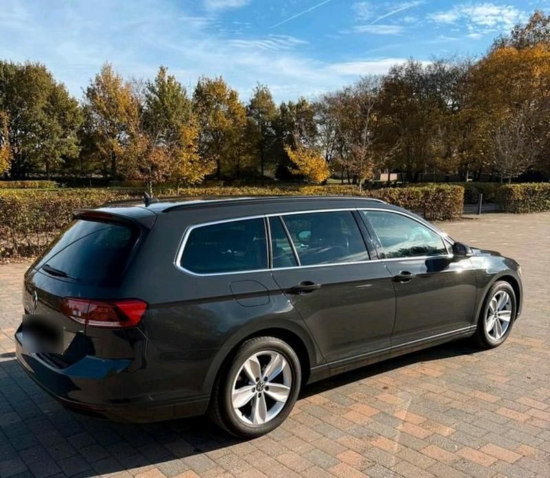 Gebraucht VW Passat 200 PS (147 kW) 2021 Grau Kombi