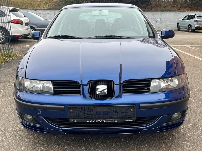 Gebraucht Seat Leon 105 PS (77 kW) 2003 Blau Limousine