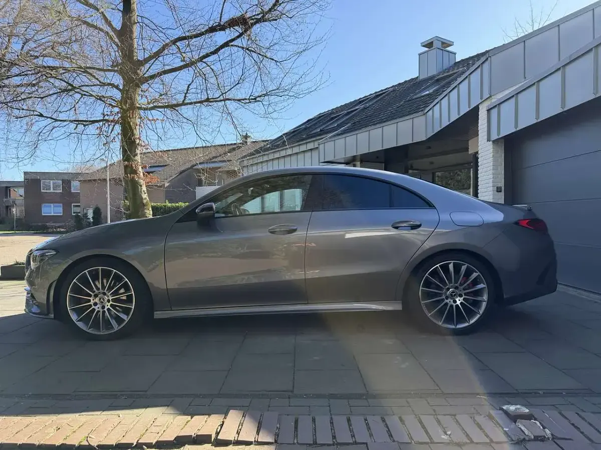 Gebraucht Mercedes CLA250 224 PS (164 kW) 2021 Grau Coupé