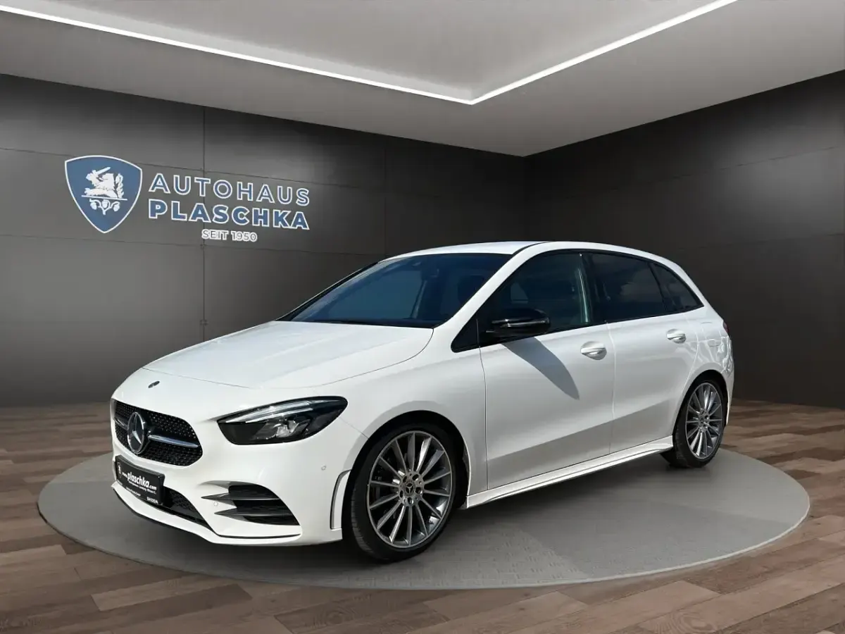 Gebraucht Mercedes B180 AMG line 136 PS (100 kW) 2019 Kleinwagen