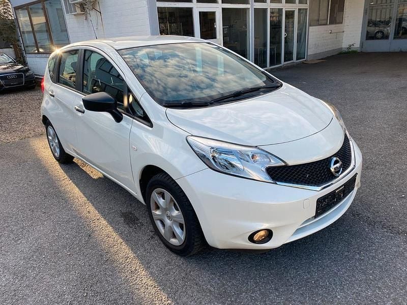 Weiß Gebraucht 2015 Nissan Note Van / Kleinbus | 5.900 € (Fairer Preis) - Bild 1/4