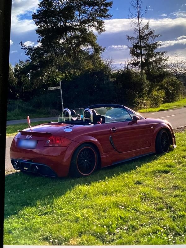 Gebraucht Audi TT Roadster 150 PS (110 kW) 2000 Rot Cabrio